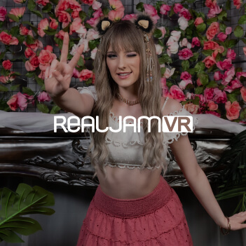 RealJamVR